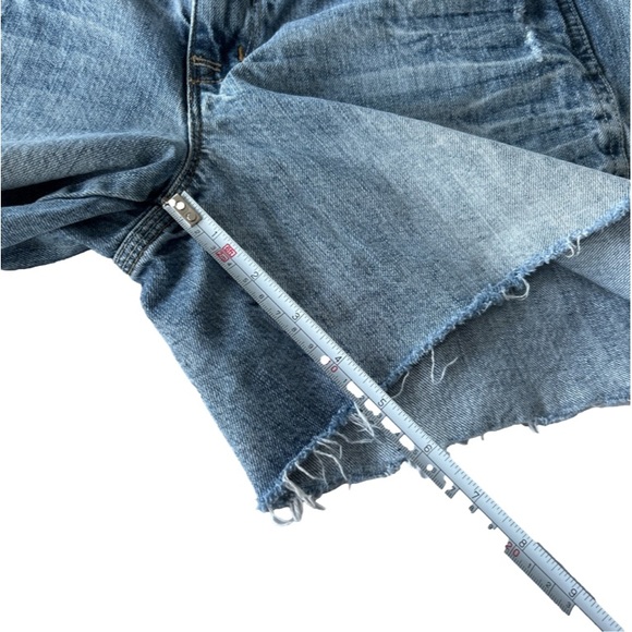 🌻4/$20 Madewell Distressed Bleached Cotton Jean Shorts Size 29 - Picture 4 of 16